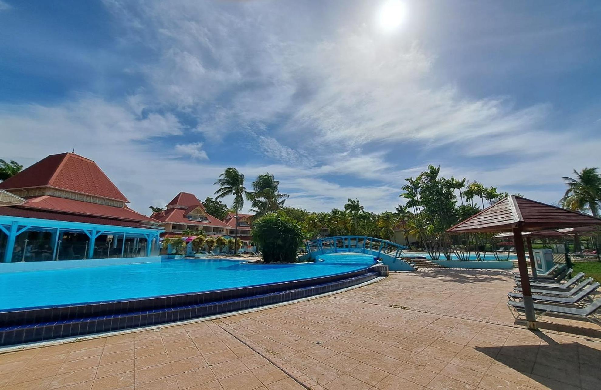Studios Angoreva Vue Mer - Cote Plage Ou Jardin - Village Vacances - Sainte-Anne Guadeloupe Courcelles Bagian luar foto